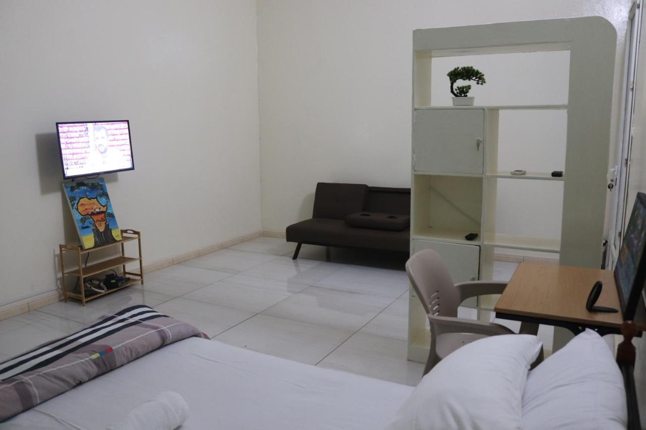Residences Primis Thies - Appartements Et Chambres Luaran gambar