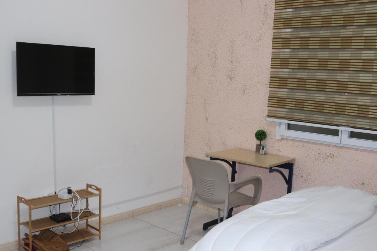 Residences Primis Thies - Appartements Et Chambres Luaran gambar