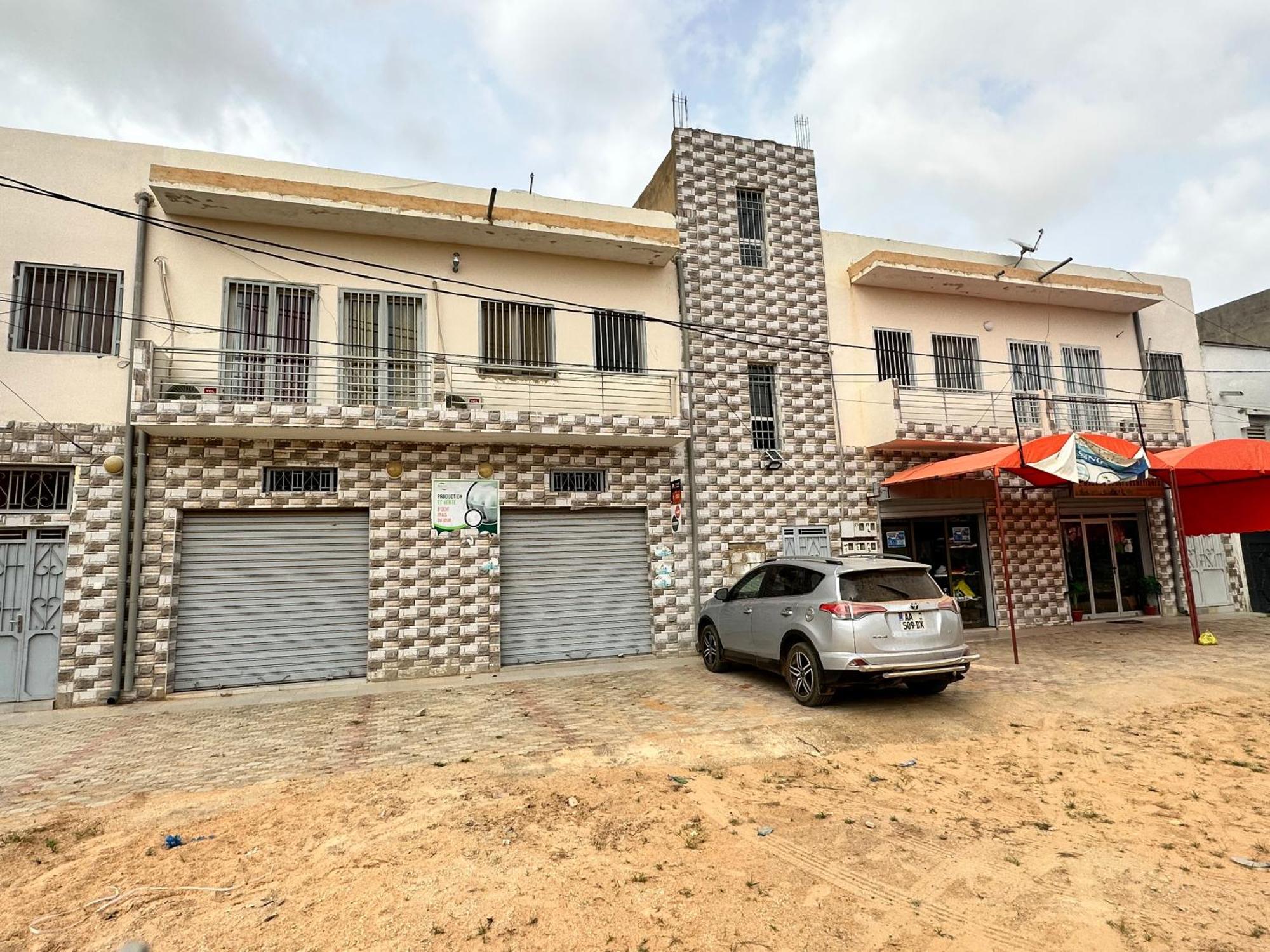 Residences Primis Thies - Appartements Et Chambres Luaran gambar