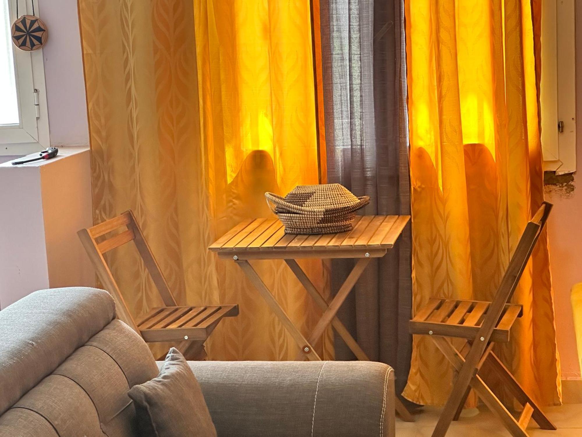 Residences Primis Thies - Appartements Et Chambres Luaran gambar