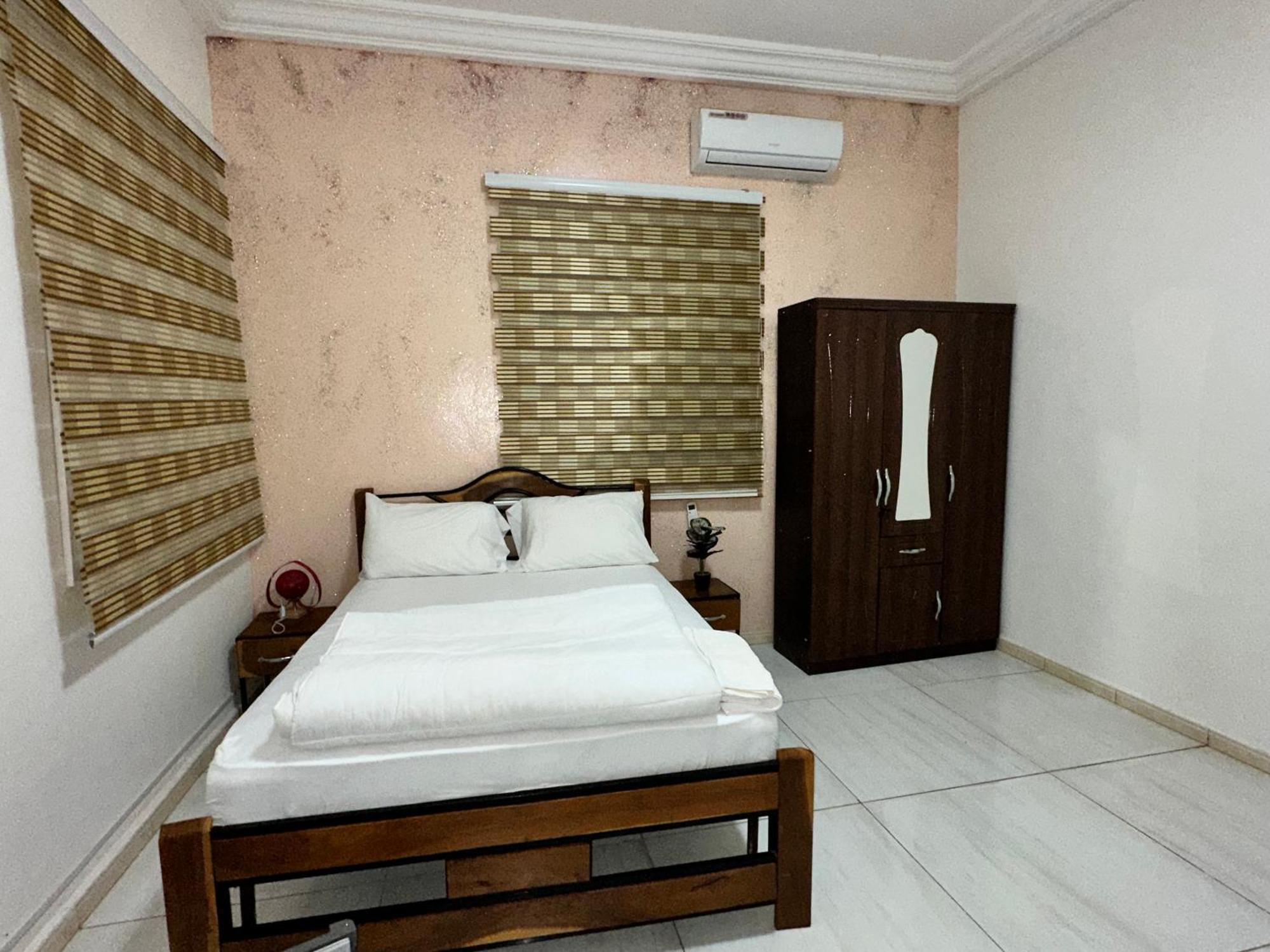 Residences Primis Thies - Appartements Et Chambres Luaran gambar