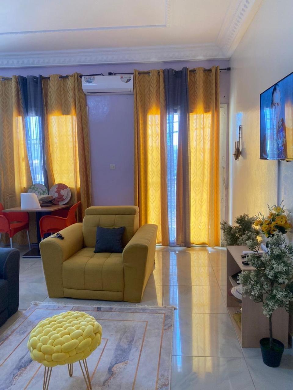 Residences Primis Thies - Appartements Et Chambres Luaran gambar